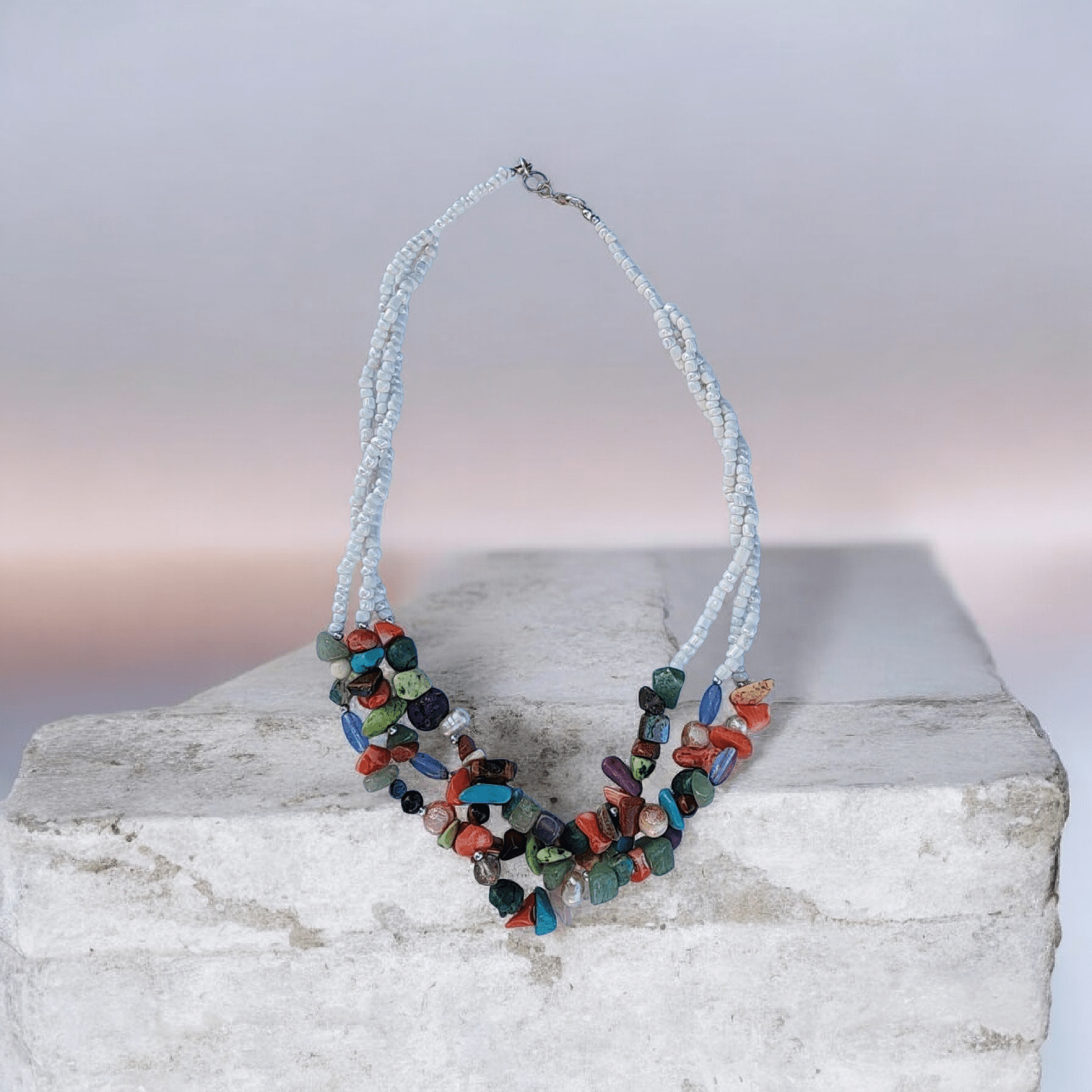 Collares hechos a mano con Mostacilla y Piedras